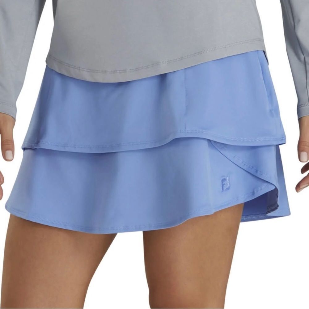 Footjoy women’s performance skort size medium.